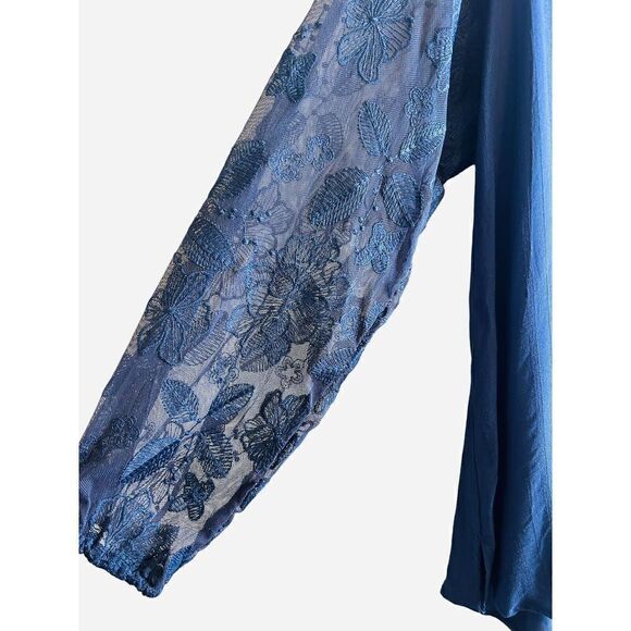 Lane Bryant Classic V-Neck Embroidered Lace Long Slv Shirt Navy Size 18/20 NWT! - Picture 3 of 4